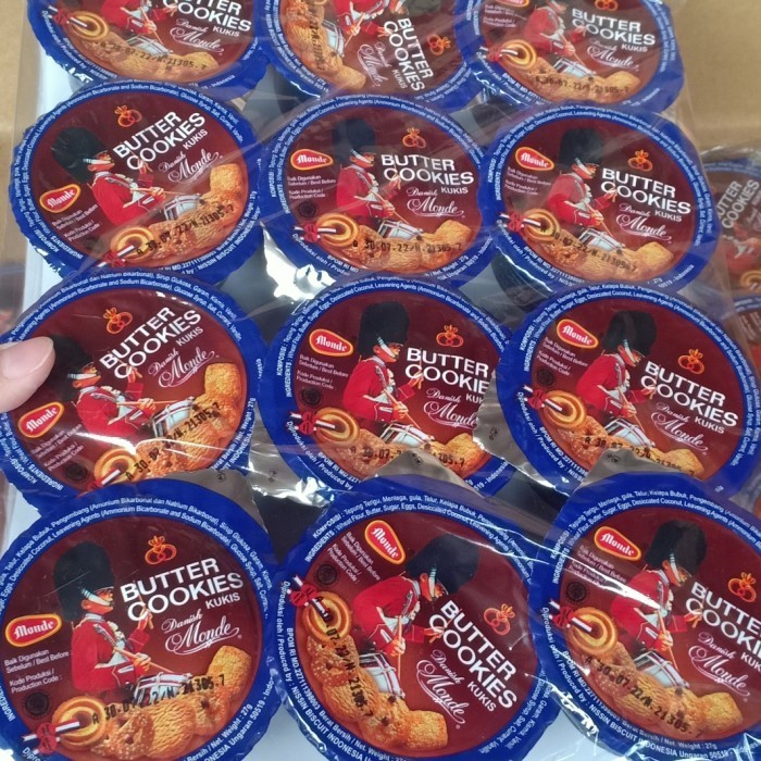 TERUJI agen distributor sembako wafwr biskuit monde butter pack