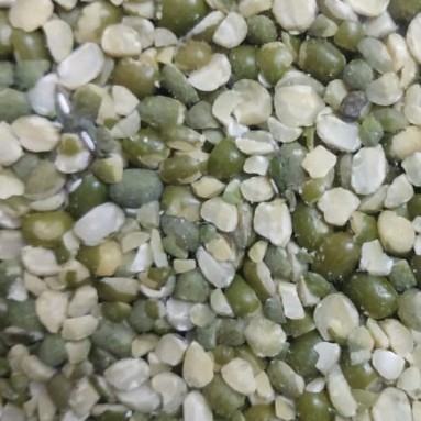 

~^~^~^] GREEN GRAM SPLIT REPACKING 500G / Kacang HIjau Pecah