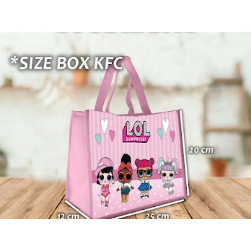 

TAS GOODIE BAG GAMBAR KARTUN LOL TAS GOODIE BAG SERBA GUNA TAS TASYAKURAN TAS ULANG TAHUN ANAK(ULTAH) TAS KADO SUNATAN AQIQAH TAS BELANJA TAS TEMPAT MAKAN ANAK TAS SERBA GUNA