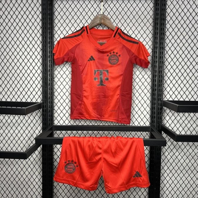 Bola Anak Bayern Munchen Home 2024-2025 S015