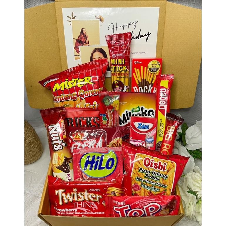 

SPECIAL HAMPERS BUKET SNACK BOX KADO VALENTINE / Kado Ulang Tahun / Kado Wisuda / Kado Untuk Cewek Cowok / Hadiah Ulang Tahun / Hadiah Wisuda / Kado Birthday / Kado Graduation df-7