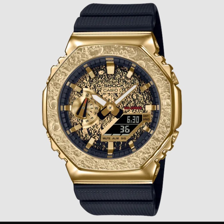 G-SHOCK Jam Tangan Pria Analog Digital GM-2100MG-1ADR