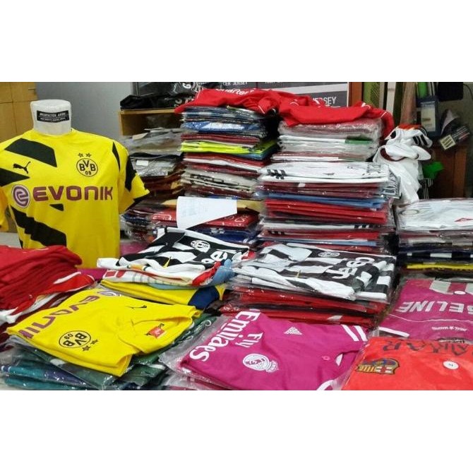 TERBARU JERSEY BOLA CLUB / NEGARA / RETRO TOP GRADE THAILAND 