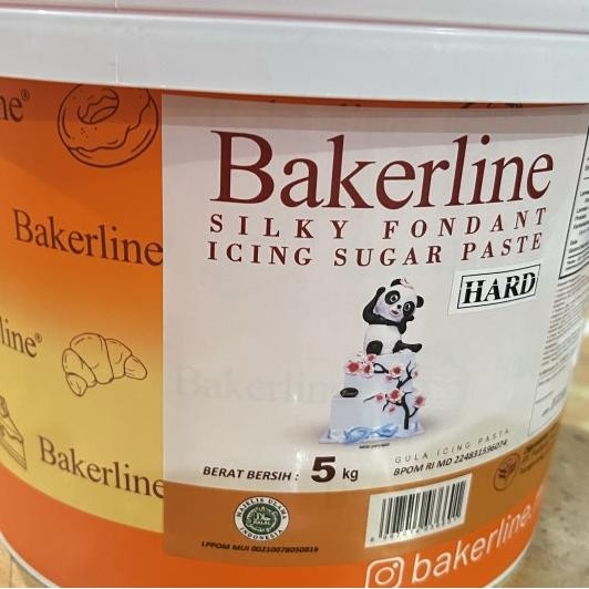 

Bakerline Silky Fondant White 500Gr Icing Fondant Fondan