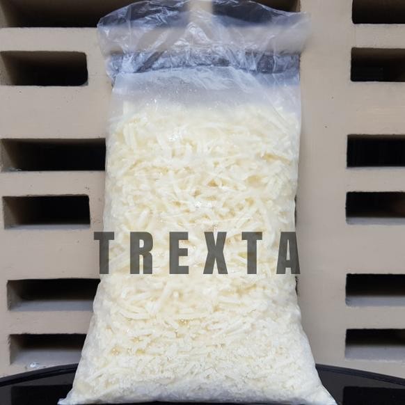 

Mozzarella Shredded / Keju Parut Dairy Partners (1Kg)