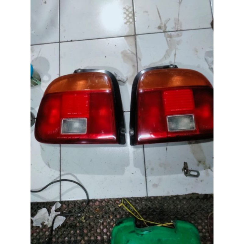 StopLamp lampu belakang mobil Suzuki Baleno original copotan