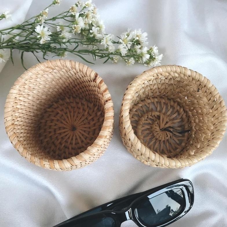 

VIRAL LOMBOK AUTHENTIC Tempat Penyimpanan Pensil Bolpoin Rotan - Hiasan Dekorasi Rumah - Rattan i-81