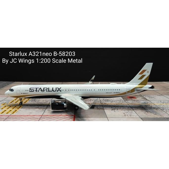 Starlux A321neo B-58203 By JC Wings 1:200 Scale