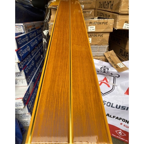 Cekout sekarangAa1A9 Plafon PVC motif serat kayu nat gold glossy