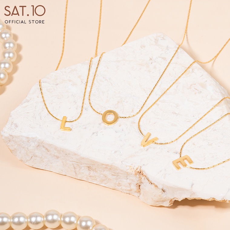 Buruan Belil2L6x SAT.10 Kalung Huruf 18K Gold Plated Titanium - Original Designed Kalung Liontin Hur