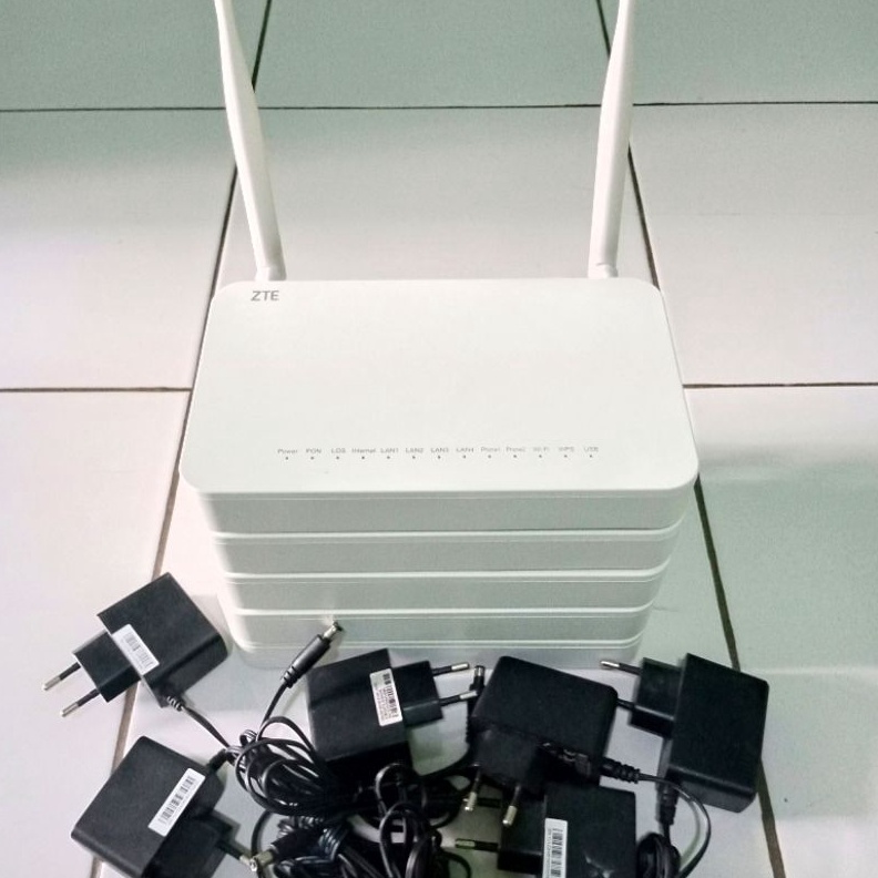 Ready stockRouter ZTE GPON ONT ZXHN F609 dan F670L dual band v3¿