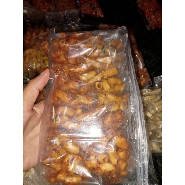 

MAKRONI KERING / KERUPUK ANGKA 8 / MAKRONI BANTET / BASRENG KERING / KEMASAN KECIL 1 PAK ISI 20 BUNGKUS