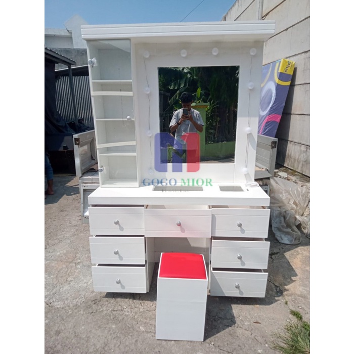 Terlaris Meja Rias Kaca Dan Lampu / Meja Rias 1 Biro / Meja Rias 1/2 Biro