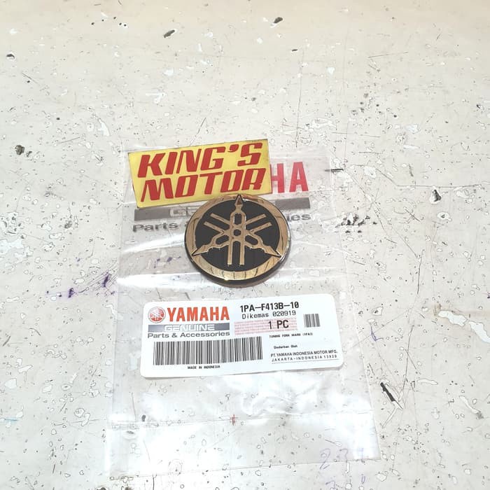 Emblem Logo Yamaha Xmax, X-Max Gold (1Pa F413B 10) Yamaha
