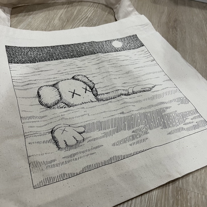 Kaws X Uniqlo TOTEBAG Limited Edition 2023