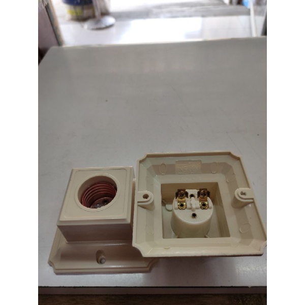 fitting plafon broco , fitting lampu broco 1210 1211 1212