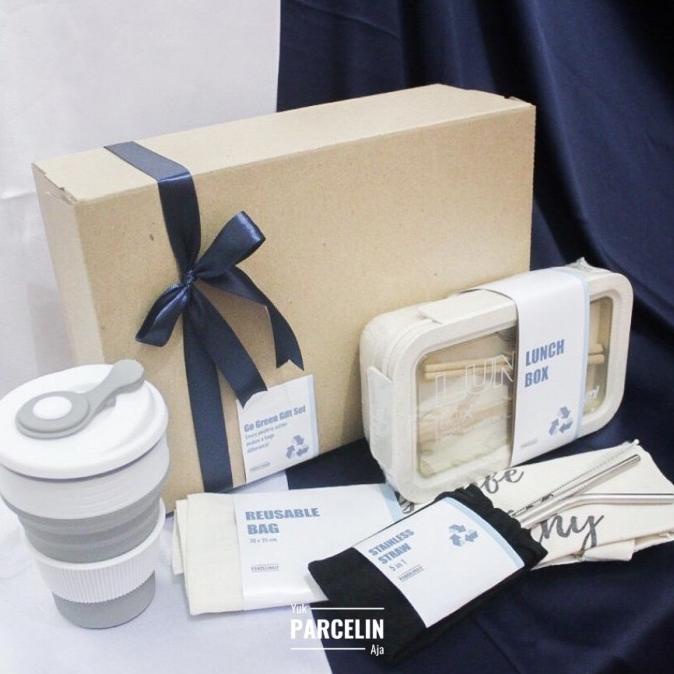 

Hampers Go Green | Graduation/Birthday/Gathering Gift & Souvenir