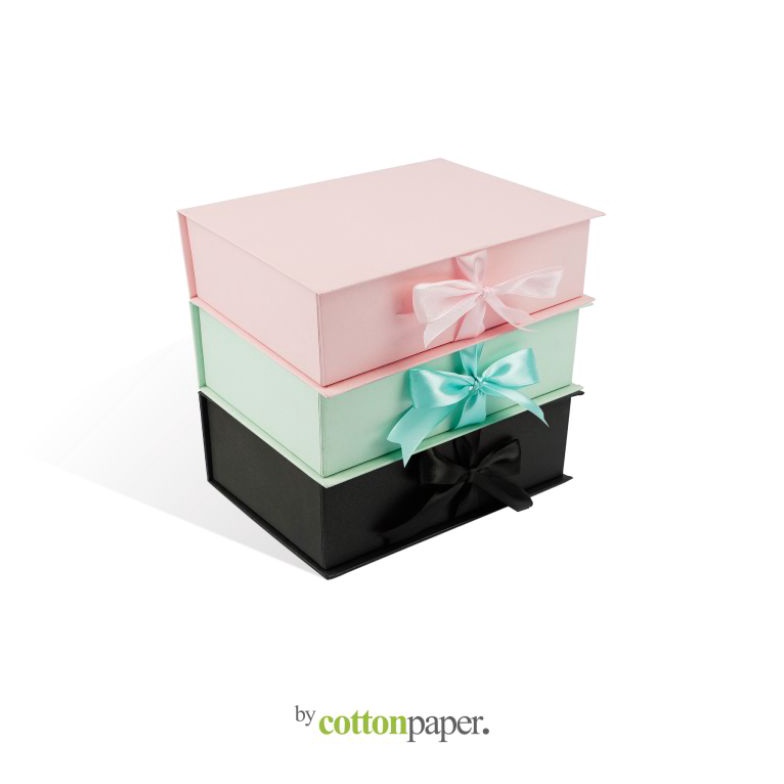 

➺ Box Kado Lucu / Tipe Buku Pita / Hampers / Gift Box Polos Ready Stok
