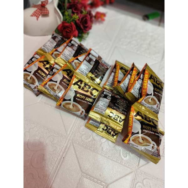 

kopi ABC kopi susu 1renceng isi 10gratis 1 sachet