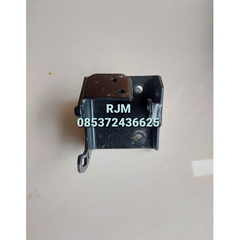 briket breket pompa power stering vitara escudo 1.6 cc karburator original garansi dinafika37