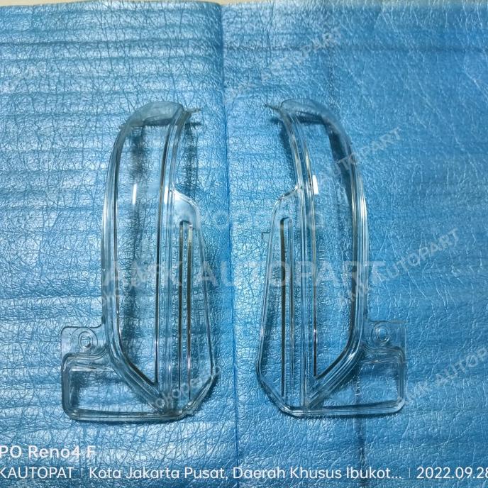 Mica Lampu Sein Spion Innova Reborn Original Rh/Lh Sparepart Mobil