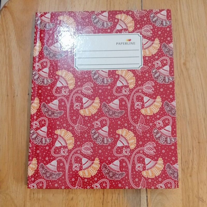 

buku tulis hardcover ukuran kwarto 100 lembar merek paperline