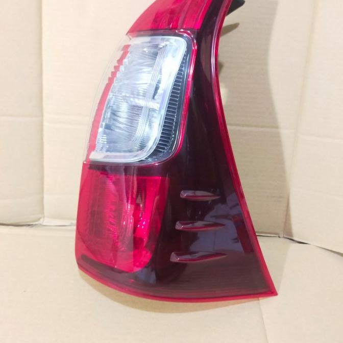 Lampu Stoplamp Avanza Type Veloz Original 2015-2018