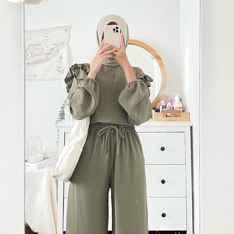 Terbaru Ruby Set | Setelan Kulot Crepe | Ootd Wanita Muslim Terkini | Setelan Blouse & Celana Kulot