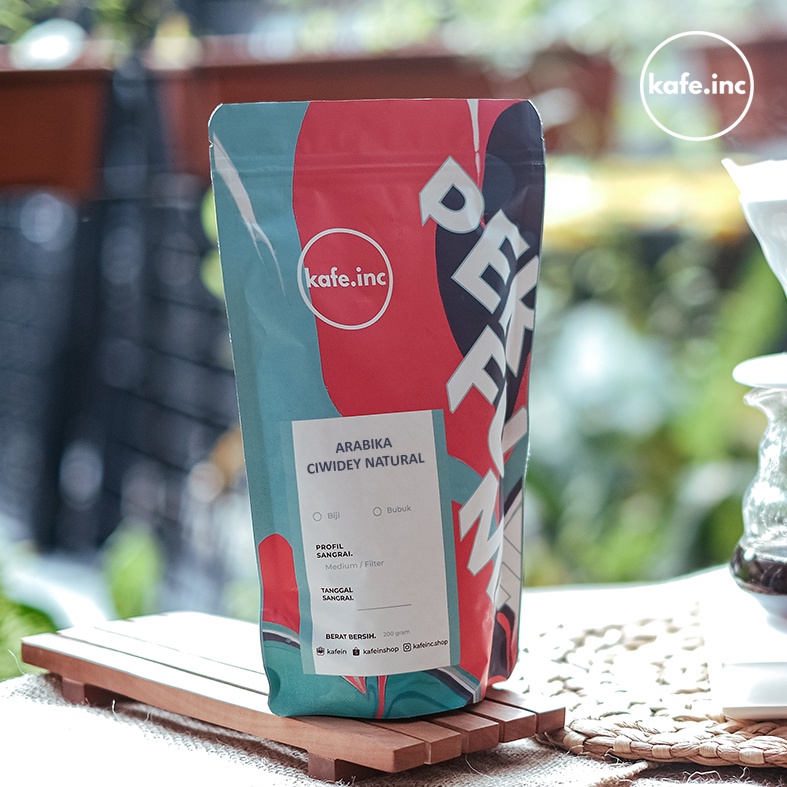 

Kopi Arabika Ciwidey Natural 200 Gram Perfume Series Kafein