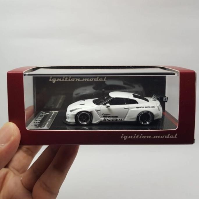 Ignition Model Pandem Nissan R35 GT-R White