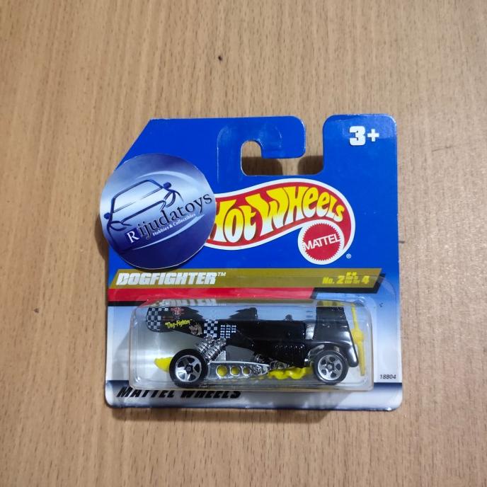 Hotwheels Blue Card Dogfighter - Short Card