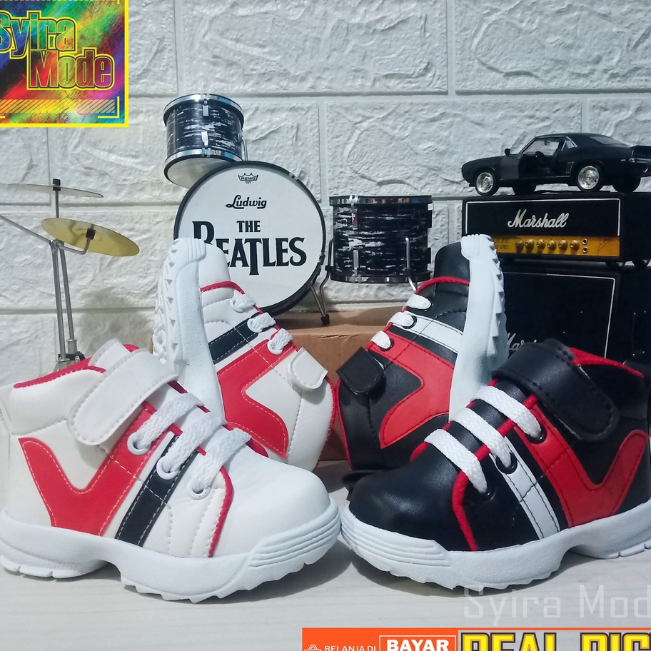 ←✻ Sepatu Anak Laki-Laki & Anak Perempuan / Sepatu Anak Usia 1 - 3 Tahun / Sepatu Anak Boot V Cassua