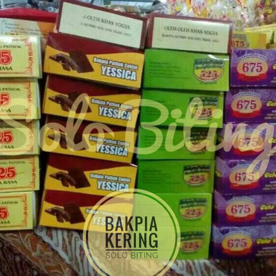 

DISKON BRANDS FESTIVAL Bakpia Pathuk Kering Jogja Aneka Rasa Cokelat Kacang Hijau Keju Durian Ubi Ungu Isi 20 !!!