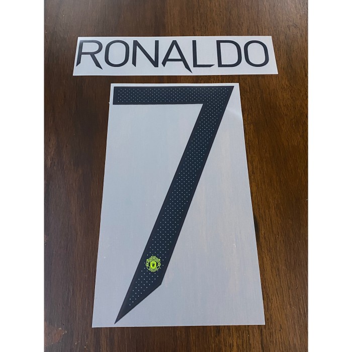[New] Nameset Manchester United 3Rd 2022/23 Ronaldo For Oroginal Jersey Terbaru