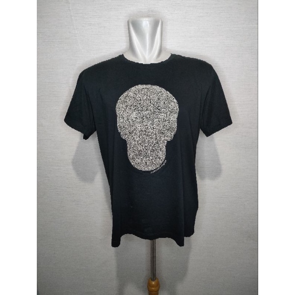 T-shirt kaos Alexander McQueen hitam (fashion)