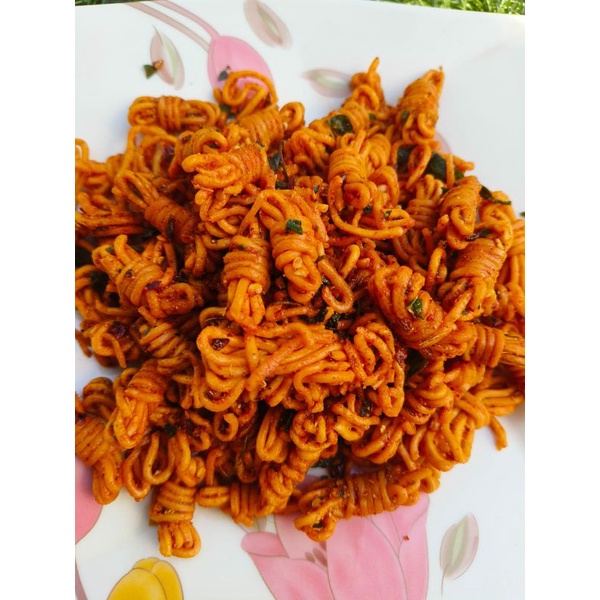 

Mie gulung pedas