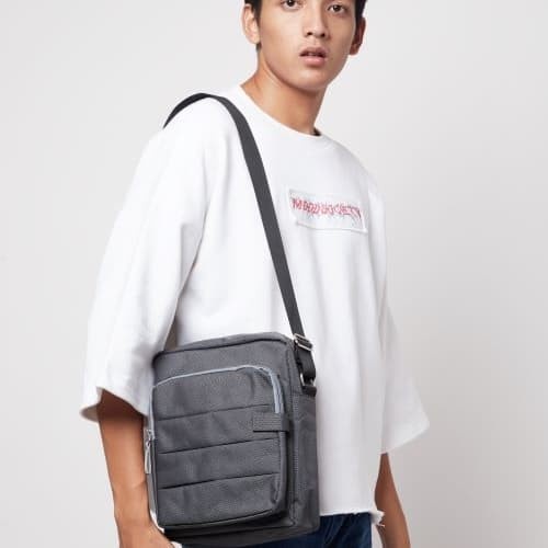 tas selempang Tas selempang/sling bag Pria(O0T7) tas selempang pria besar tas selempang cowok import