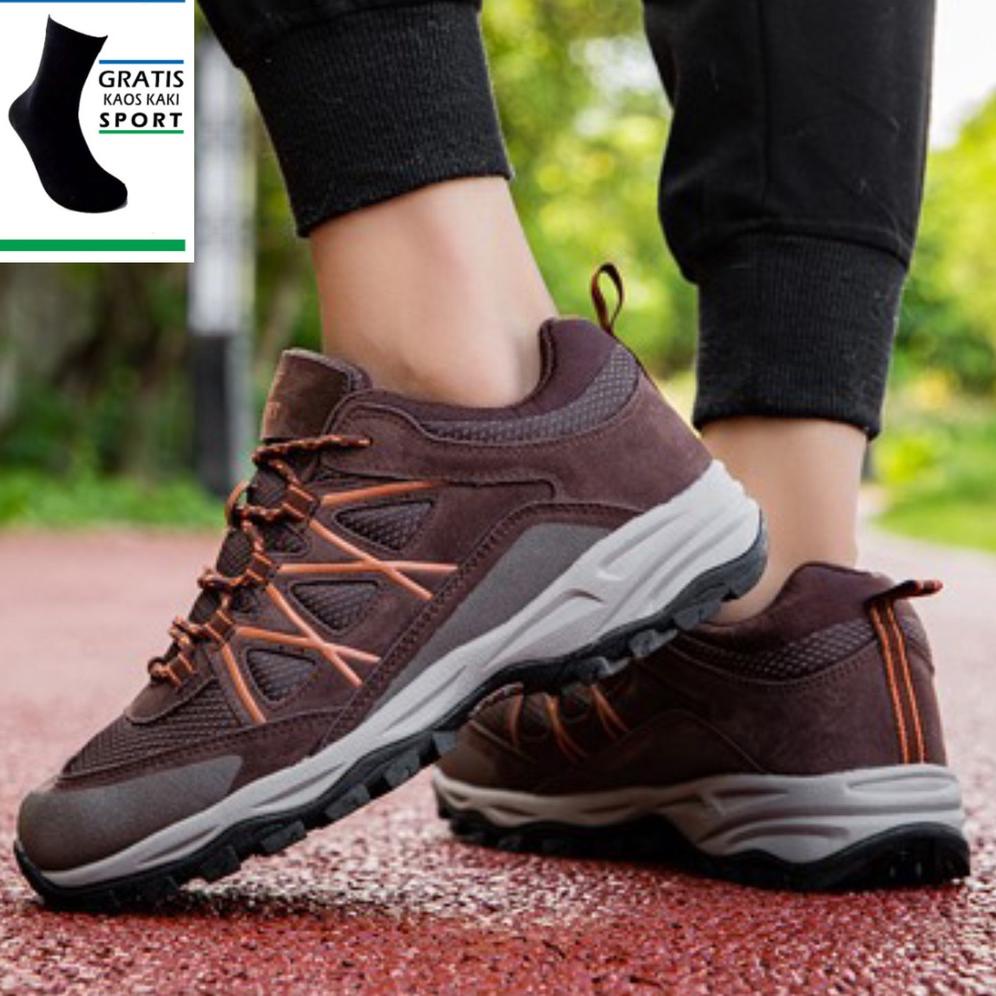 Sepatu Gunung Semi Boot Merk Fashion Warna Brown, Sepatu Hiking Pria Import