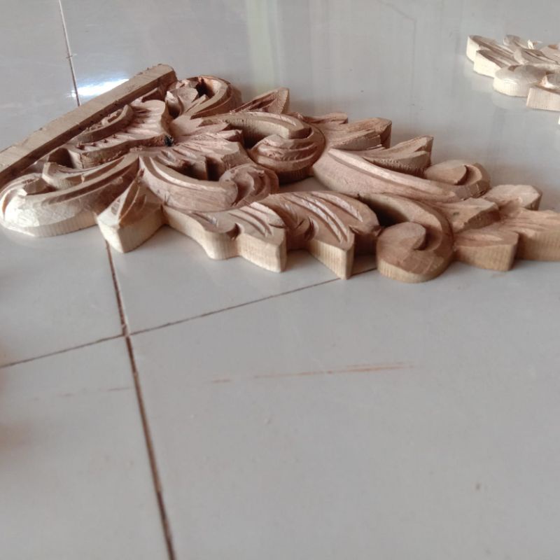 ukir tempel ornamen kayu mahoni ukiran tempel untuk soko