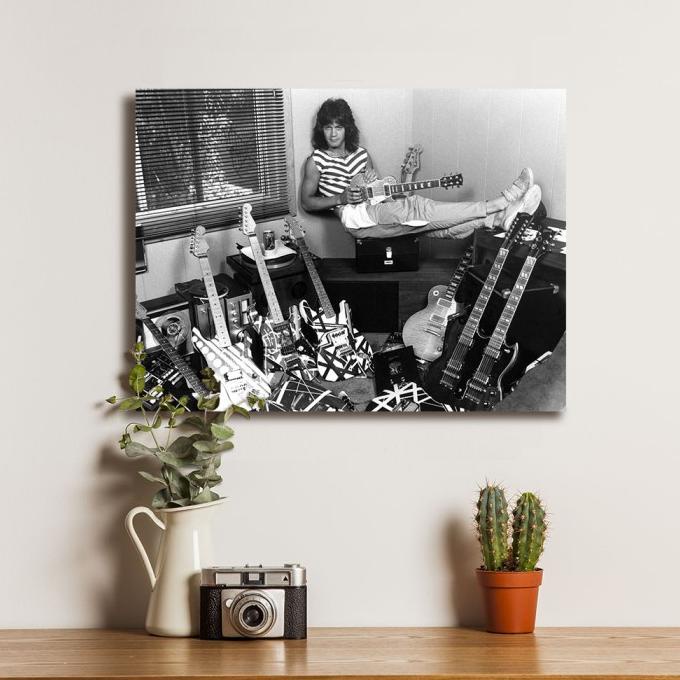 :>:>:>:>] Poster Eddie van Halen Guitar Collection -Dekorasi Hiasan Dinding Kayu