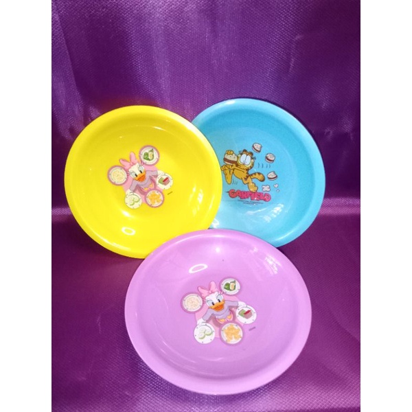 piring lucu/piring plastik/piring karakter/piring untuk makan
