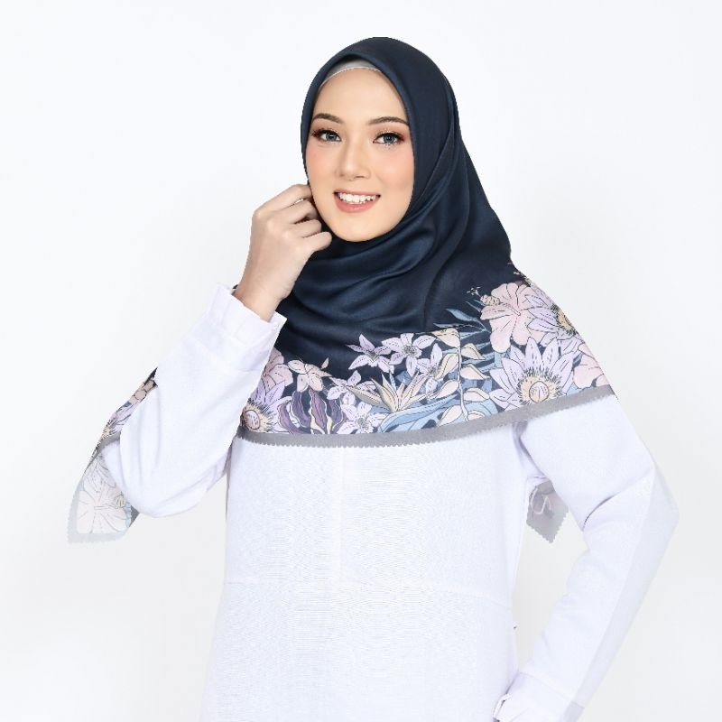 UJMA HIJAB - Hijab Segiempat Motif Nasywa Black Series Terbaru