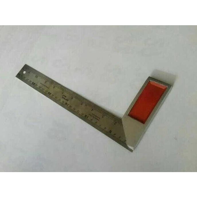 

>*>*>*>*] penggaris siku