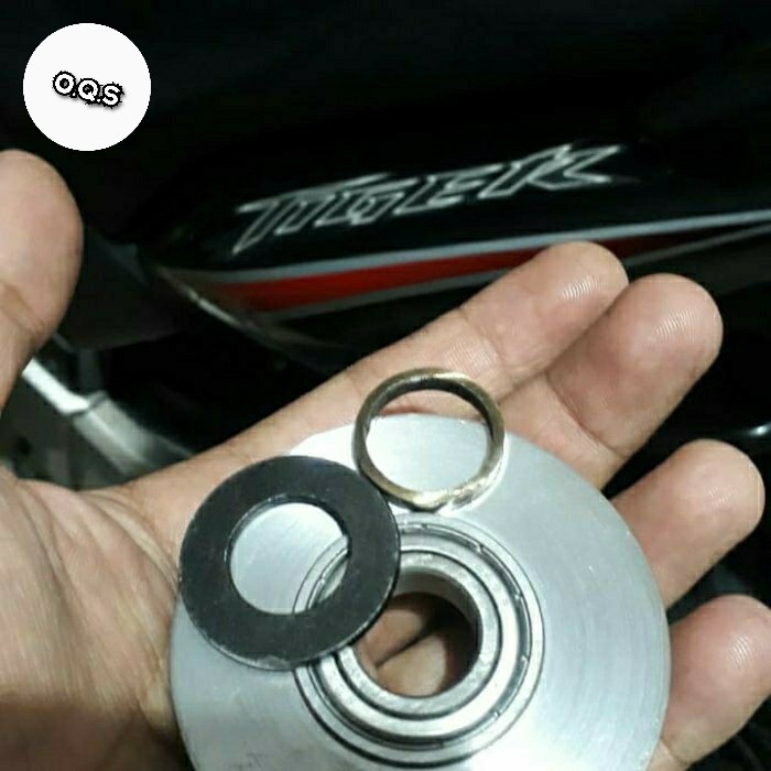 BOSH GEAR BRACKET PENAHAN GEAR TIGER, GL, MEGAPRO ORIGINAL BEST QUALITY