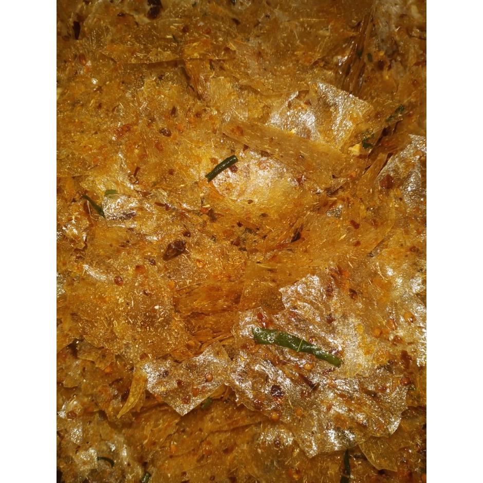 

Baru 1 KG KERIPIK KACA PEDES DAUN JERUK | KRIPCA ORIGINAL DAUN JERUK