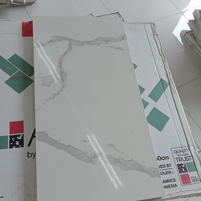 DINDING GRANIT 30X60 CARARA GLOSI RANDOM SERIES ACAK