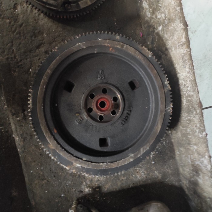 roda gila flywheel l300 diesel original bergaransi familytoko777
