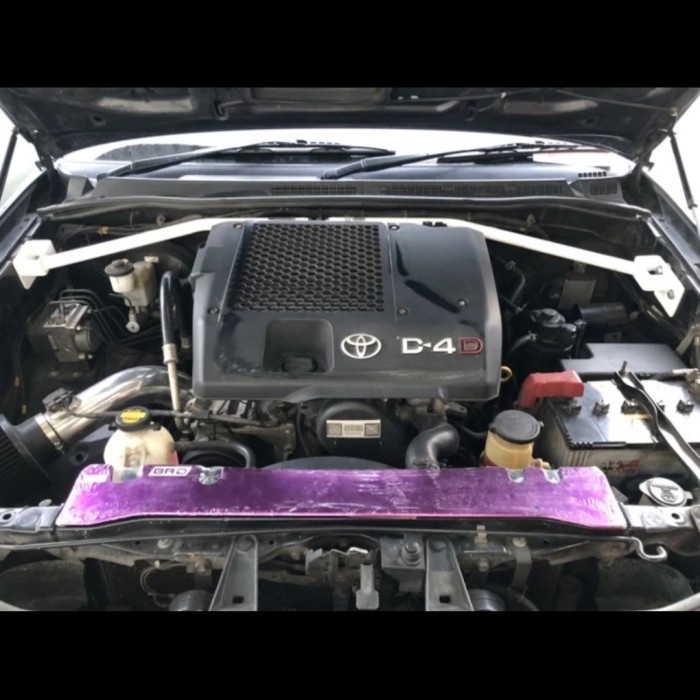 BRD cover radiator atas Fortuner Hilux 2KD