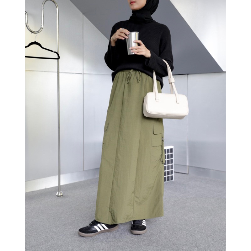 [NEW COLLECTIONS] BEST SELLER Saba Cargo Skirt