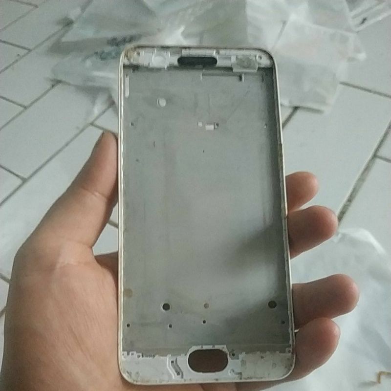 frame bekas Oppo a57